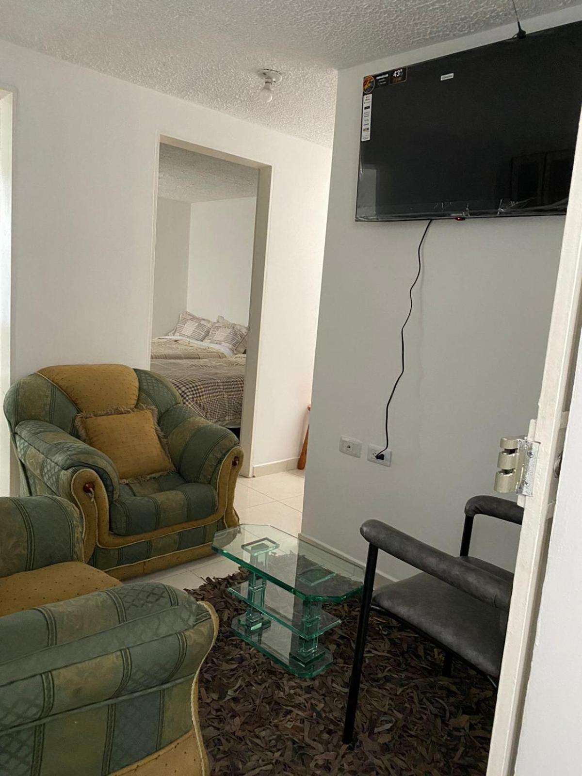 Acogedor Apartamento Pequeno E Independiente Bogotá Exteriör bild
